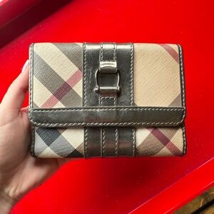 100% Authentic Burberry Wallet Pouch bought in Italy💓